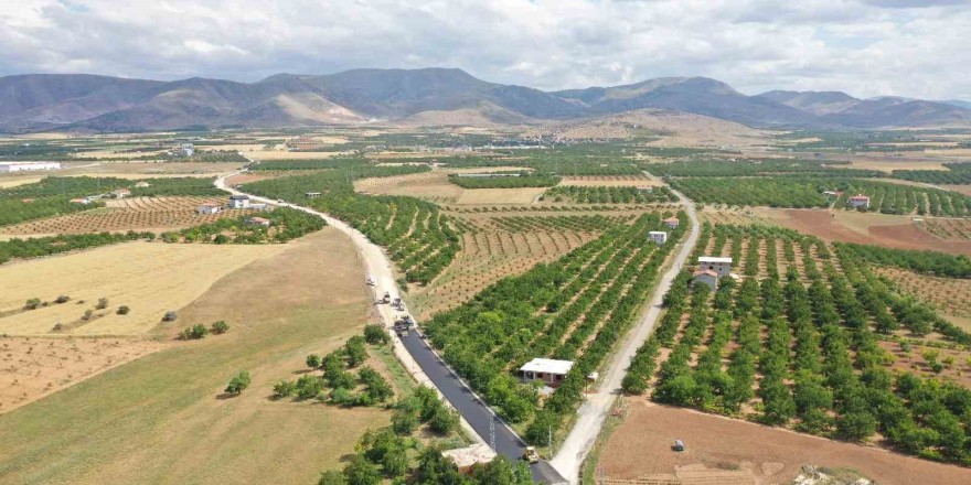 Malatya’da asfalt çalışmaları sürüyor