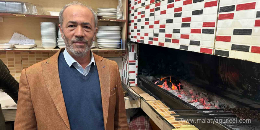 Malatya’da ’askıda kebap’ kampanyası ile ihtiyaç sahiplerine ücretsiz dürüm