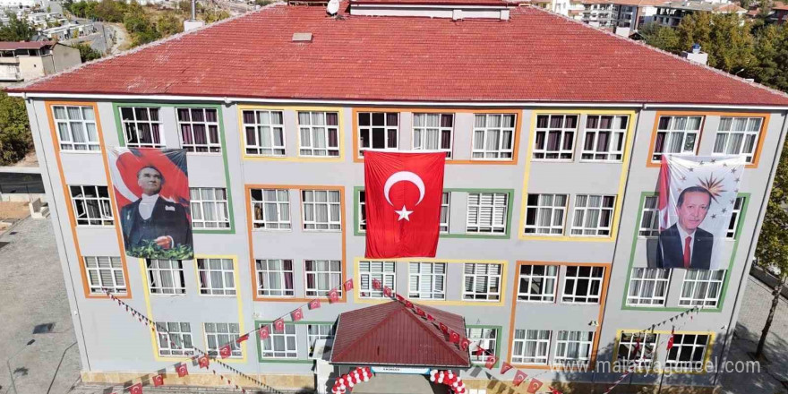 Malatya’da tamamlanan okulun açılışı yapıldı