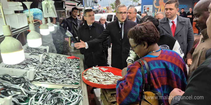 Malavi Meclis Başkanı Hara’ya yunus şoku