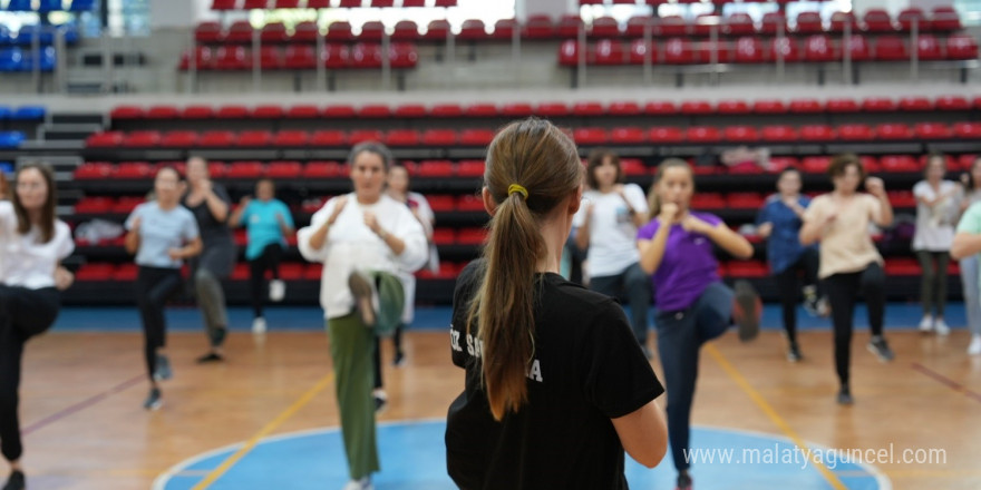 Maltepe Belediyesi’nden kadınlara spor ve savunma dersleri