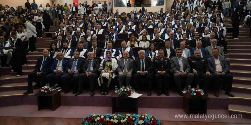 Manisa CBÜ eğitim öğretime törenle açılış yaptı