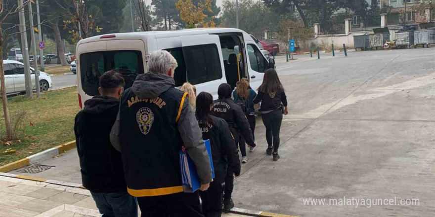 Manisa ve Afyon’da fuhuş operasyonu: 2 tutuklama