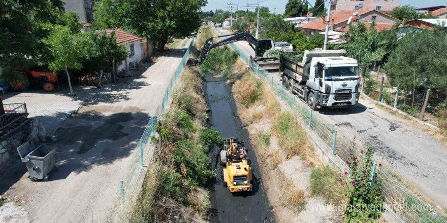 Manisa’da 280 kilometre dere yatağı temizlendi