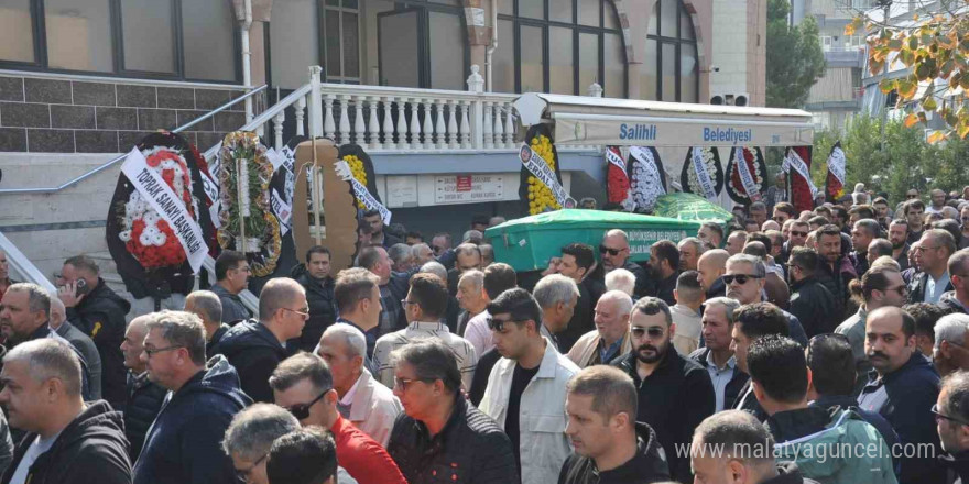 Manisa’da baba-oğula acı veda