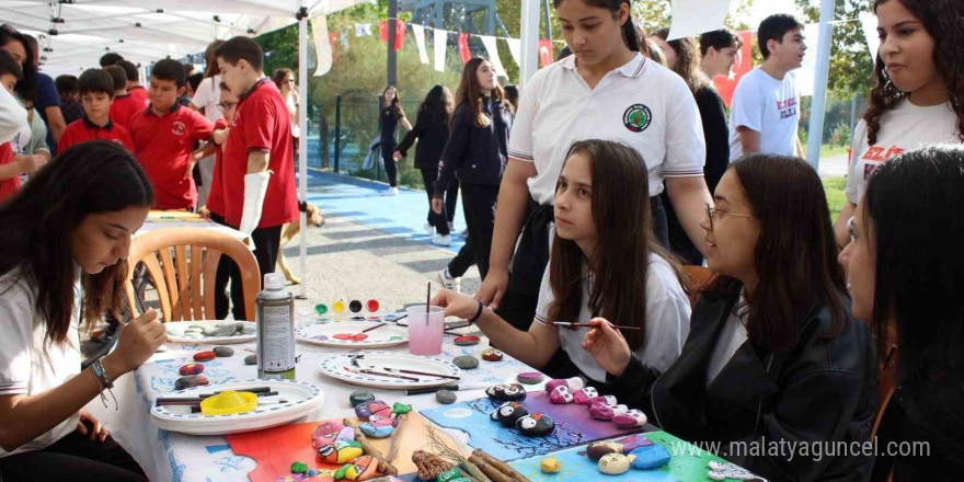 Manisa’da Bilim Şenliği gerçekleştirildi