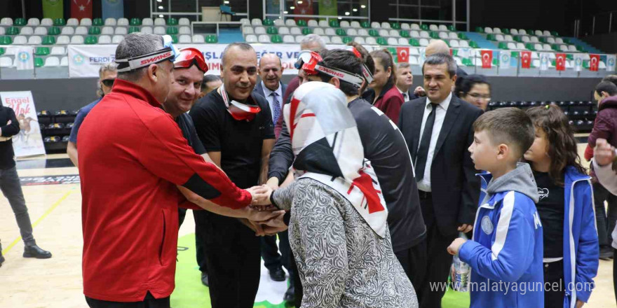 Manisa’da goalball ile engeller aşıldı