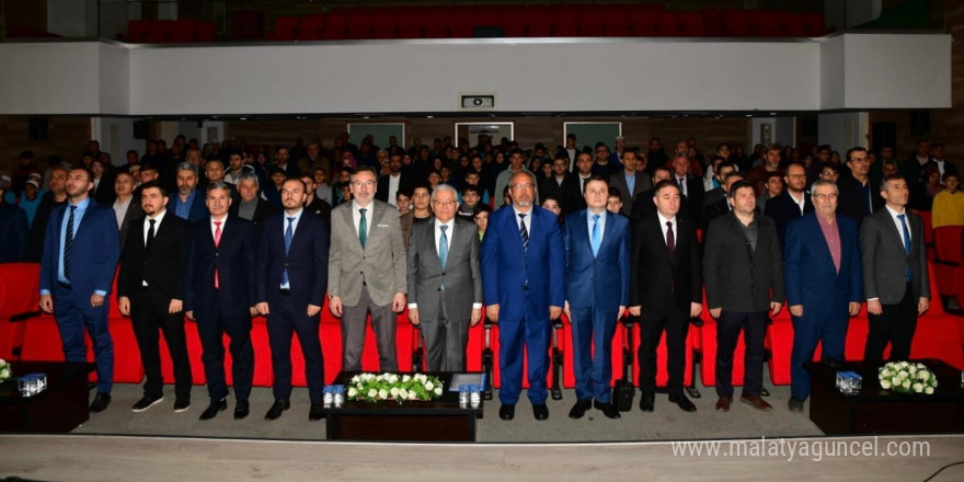 Manisa’nın en güzel Kur’an-ı Kerim okuyanı Akhisar’dan