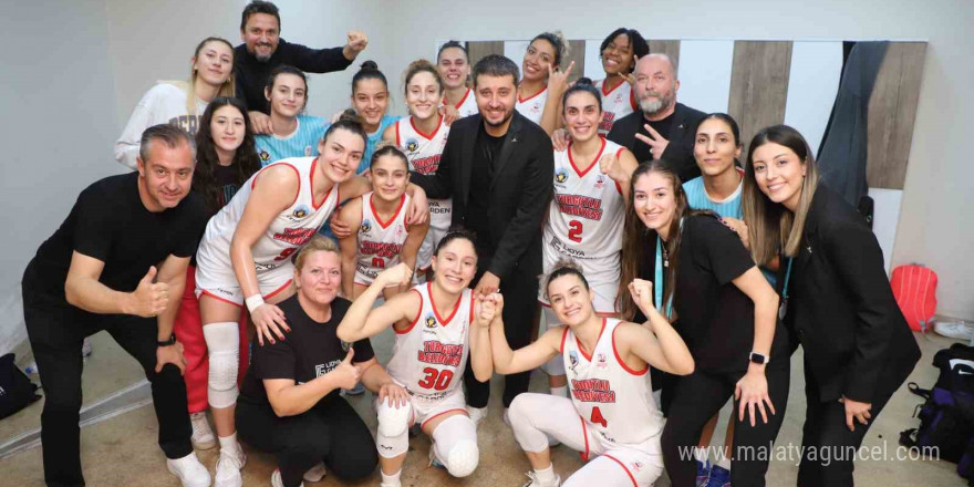 Manisa’nın tek kadın basketbol takımının rakibi Mersin ekibi