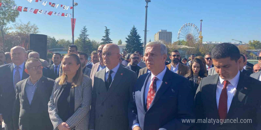 Mansur Yavaş: 'Söyleyemeyenlere inat, Ne mutlu Türküm diyene'