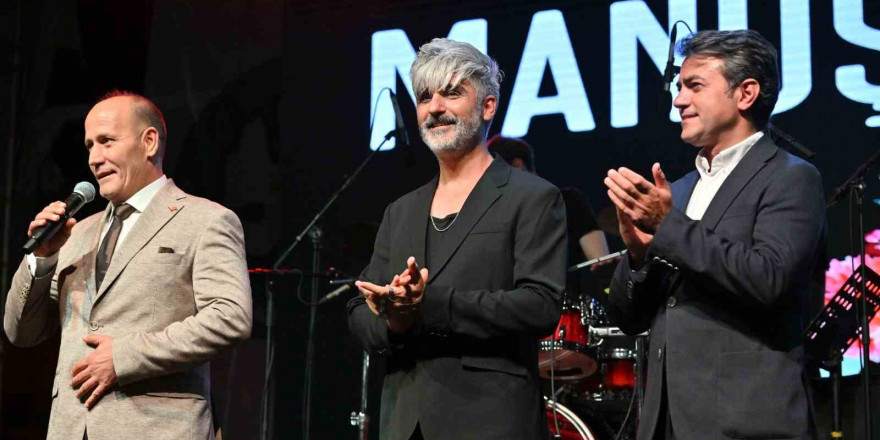 Manuş Baba’dan Ahmetli’de konser