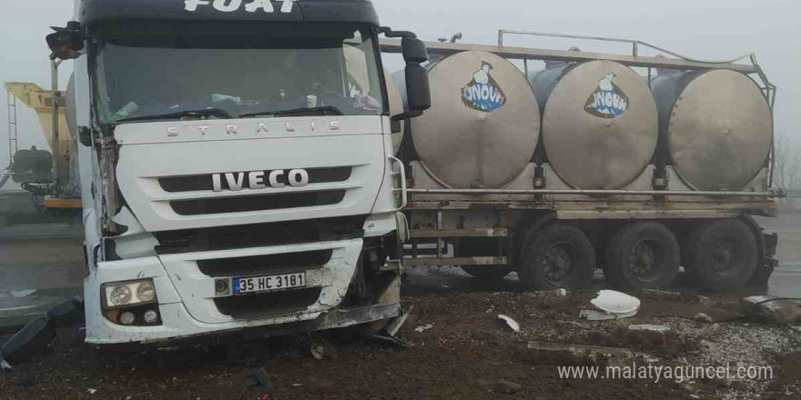 Manyas-Gönen Yolu kavşağında trafik kazası: 1 yaralı