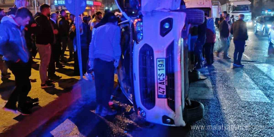 Mardin’de pikap ile otomobil çarpıştı: 4 yaralı