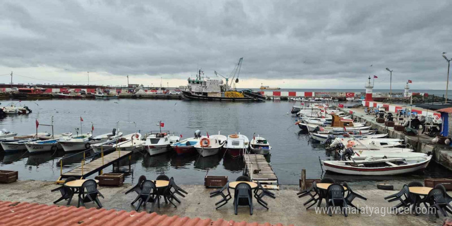 Marmara Denizi ulaşımına Poyraz engeli