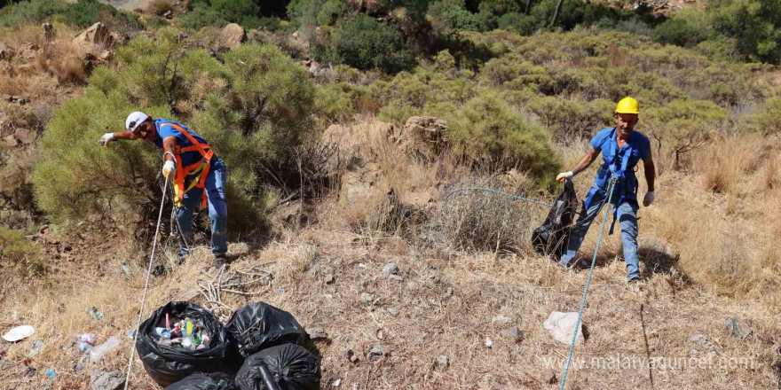 Marmaris’te çevre temizliği seferberliği