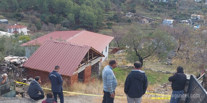 Marmaris’te düğünden dönen adam yol kenarında ölü bulundu