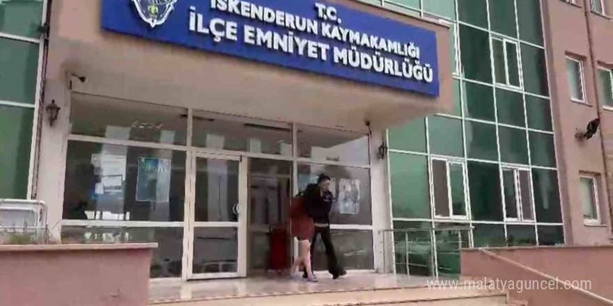 Masaj salonunda fuhuş yapan 4 kadına idari işlem yapıldı