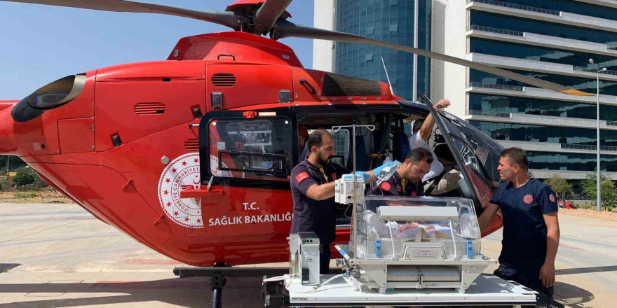 ’Mavi Bebek’ hastalığı teşhisi konan bebek Ambulans Helikopter ile Ankara’ya sevk edildi