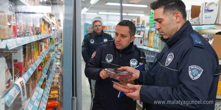 Melikgazi Belediyesi zabıta ekipleri fahiş fiyata karşı sahada