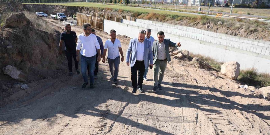 Melikgazi’den trafik yoğunluğuna 3 kilometrelik yeni alternatif yol