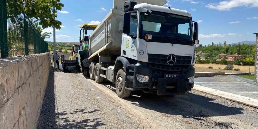 Melikgazi’ye kazandırılan yeni yollar vatandaşlara konfor sağlıyor