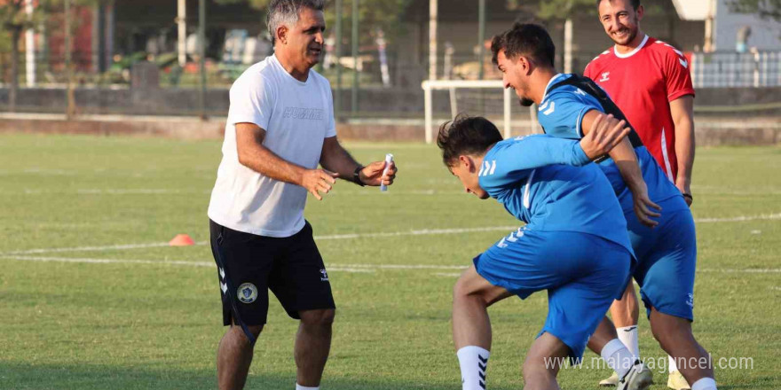 Menemen FK, dış sahada 4’te 4 yaptı