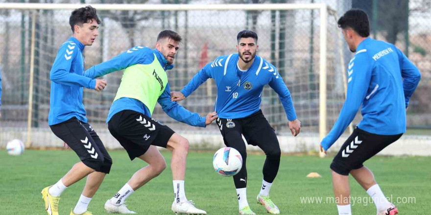 Menemen FK kupadan elendi, lige odaklandı