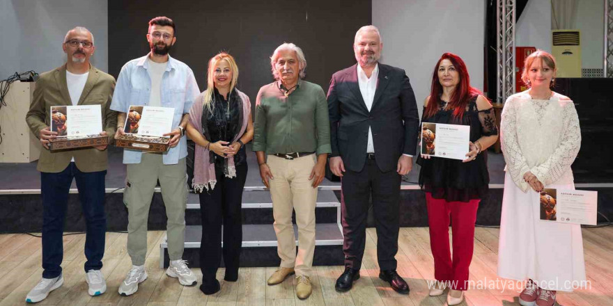 Menemen’de ’Çömleğin izinde’ fotoğraf yarışması ödülleri verildi