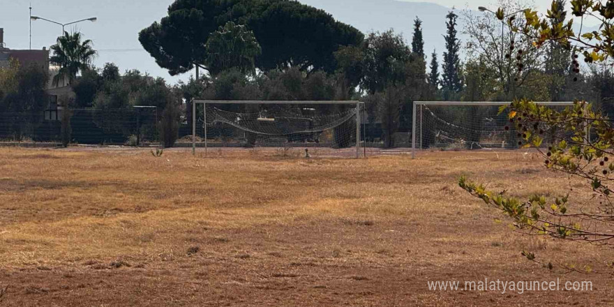 Mera değil, bakımsız kalan ADÜ Spor Bilimleri Fakültesi