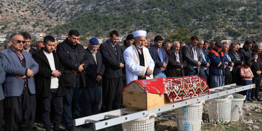 Merdiven, maganda kurbanı 9 yaşındaki Kemal için musalla taşı oldu