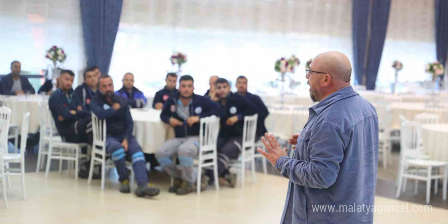 Merkezefendi Belediye personeline iş sağlığı ve güvenliği eğitimi verildi