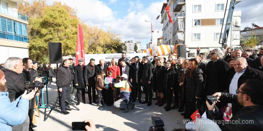 Merkezefendi Belediyesi üçüncü kreşi Mehmet Karataş Kreşinin temeli attı