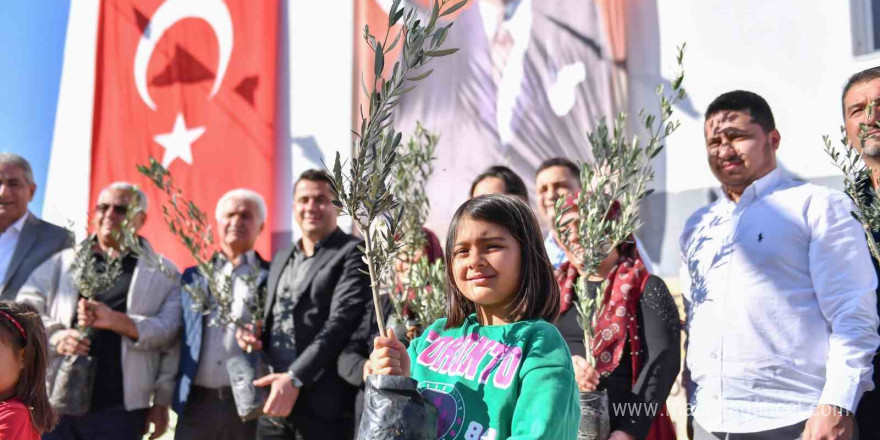 Mersin Büyükşehir Belediyesinden üreticiye destek