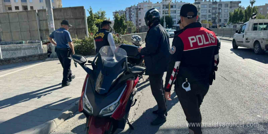 Mersin polisinden denetim: 2 çalıntı motosiklet ele geçirildi, 237 bin TL ceza uygulandı