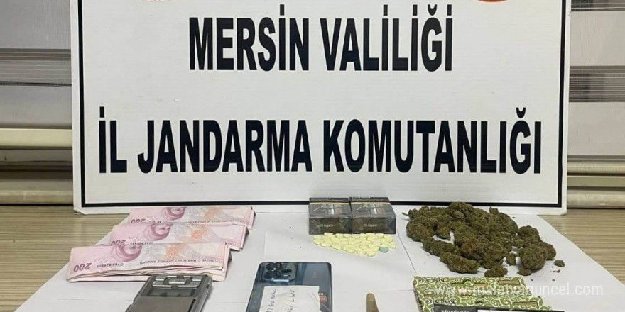 Mersin’de 5 kişi çok miktarda uyuşturucu ile yakalandı