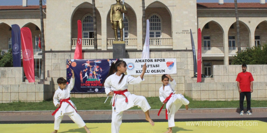 Mersin’de Amatör Spor Haftası yürüyüşle başladı