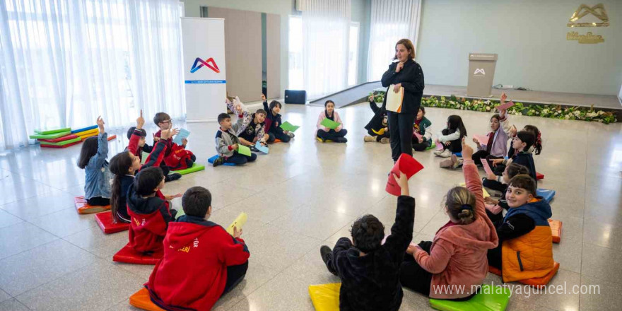 Mersin’de çocuklara, hakları düzenlenen etkinlikle anlatıldı