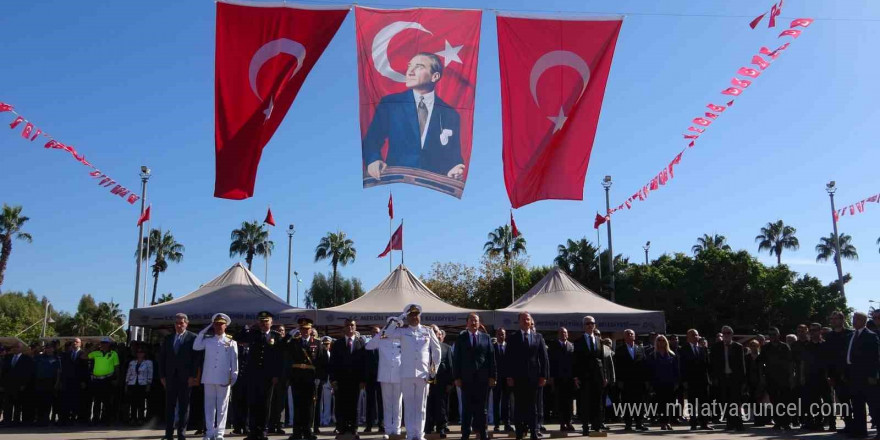 Mersin’de Cumhuriyet Bayramı kutlamaları başladı