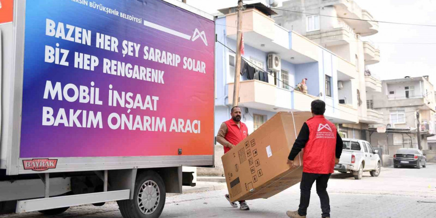 Mersin’de evi yanan aileye belediyeden eşya desteği