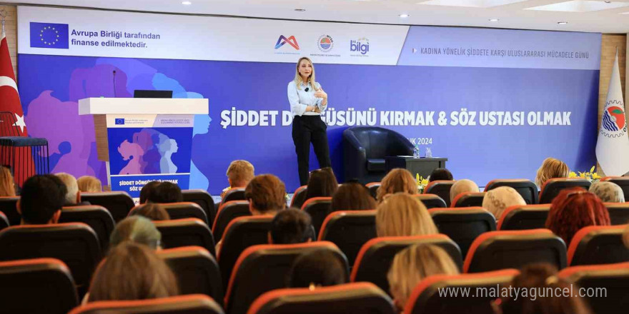 Mersin’de kadınlara şiddetle mücadele yöntemleri anlatıldı