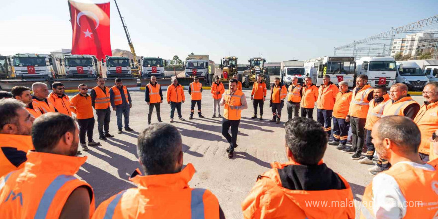 Mersin’de karla mücadele ekipleri hazırlıklarını tamamladı