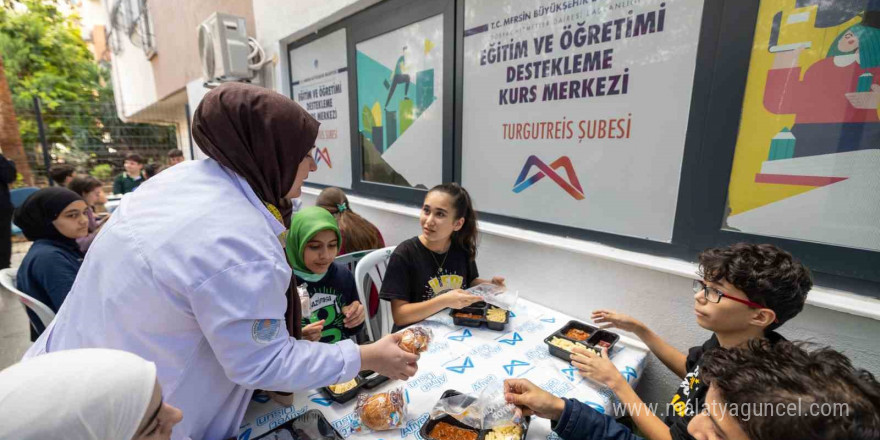 Mersin’de LGS Kurs Merkezlerinde dağıtılan yemek sayısı 50 bin pakete ulaştı