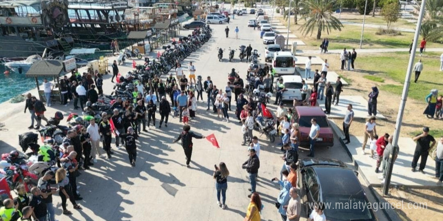 Mersinli motorcular, 29 Ekim coşkusunu bu yıl Silifke’de yaşadı