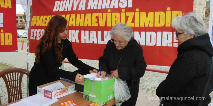 Meryem Ana Evi otoparkı için imza kampanyasına destek sürüyor