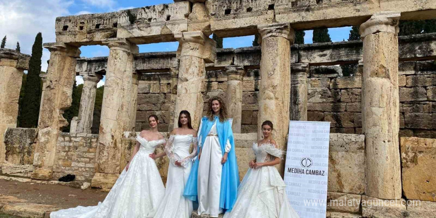 Meryem Ana temalı kıyafet Hierapolis ve Efes’te sergilendi