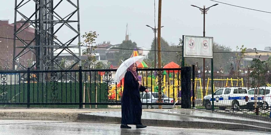 Meteorolojiden sağanak yağış uyarısı