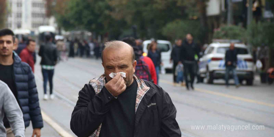 Mevsim geçişlerinde hastalıktan korunmak için uzmanından tavsiyeler