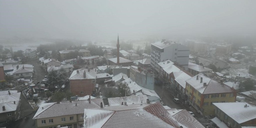 Mihalıççık’taki kar manzarası havadan görüntülendi