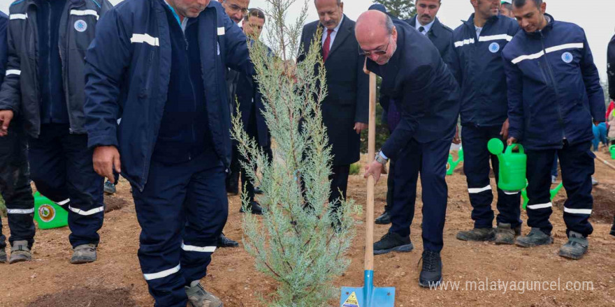 Milli Ağaçlandırma Günü’nde Sille’de fidanlar toprakla buluştu