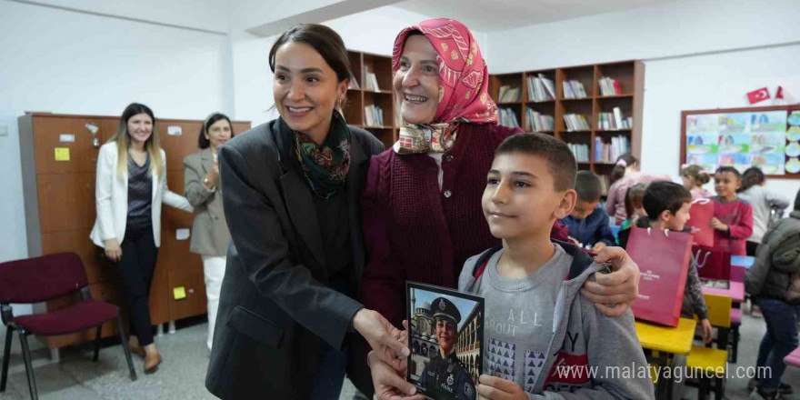 Miniklerin hayalindeki meslekler yapay zeka ile fotoğrafa dönüştü